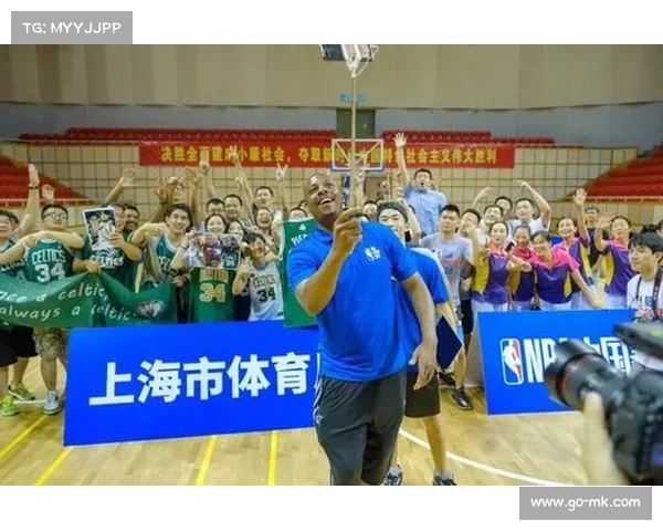 NBA球员举办暑期业余联赛,回馈社区